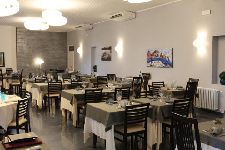 Hotel Le Morge Торино ди Сангро Екстериор снимка